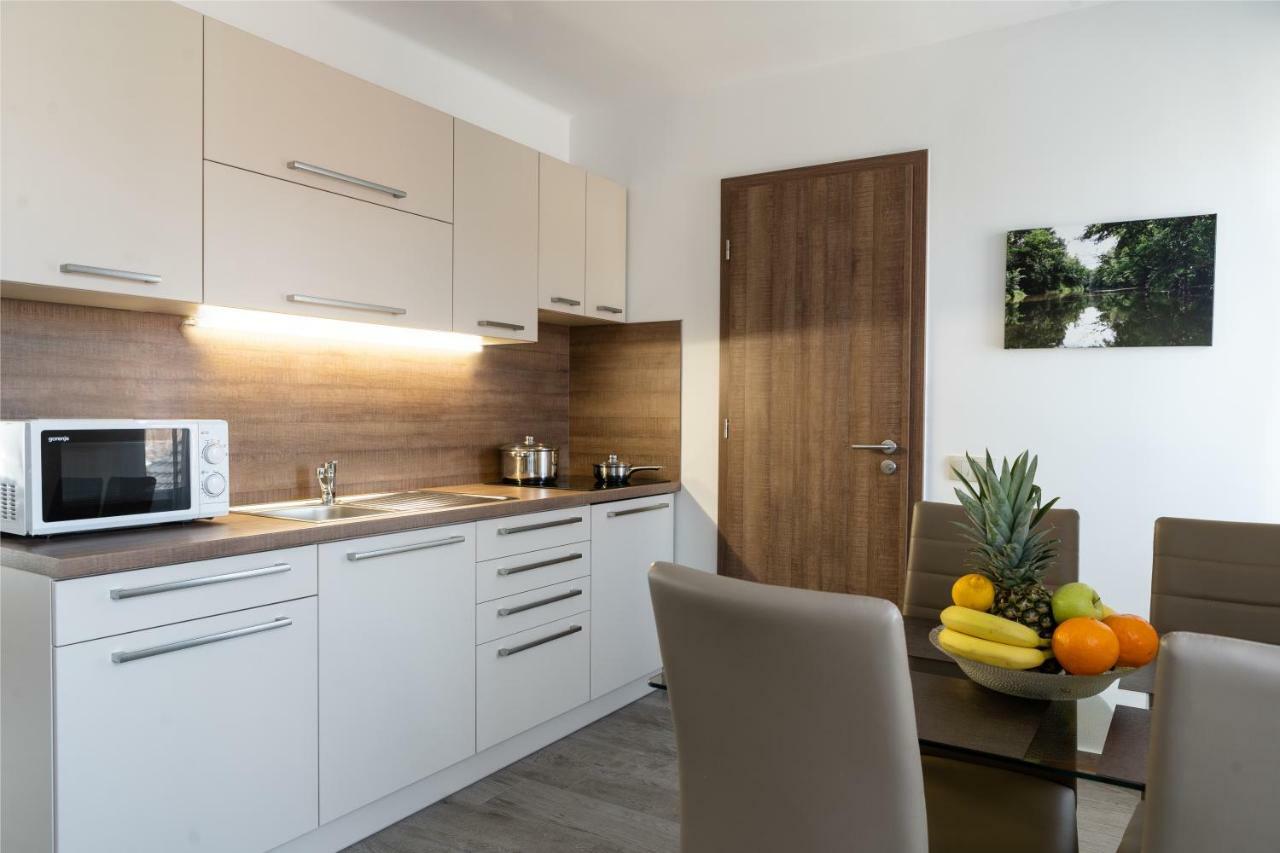 RÁBA Apartman Sárvár Esterno foto